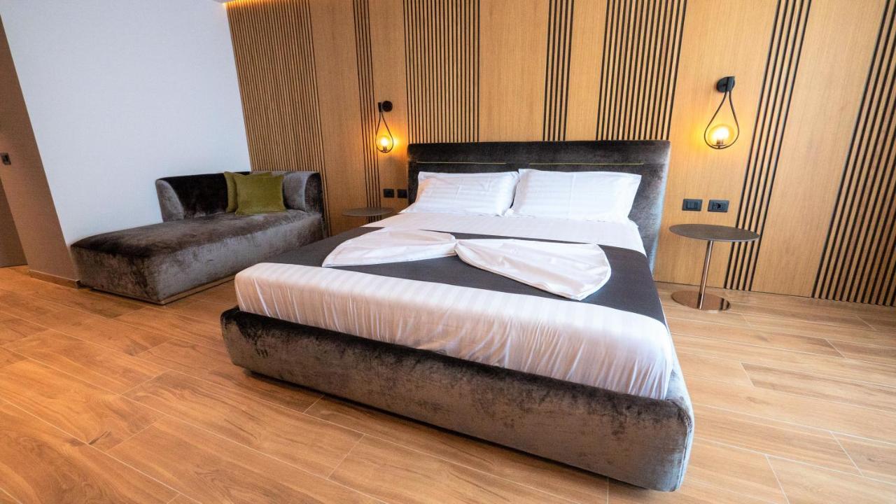 Casa Del Sol - Luxury Pensión Himarë